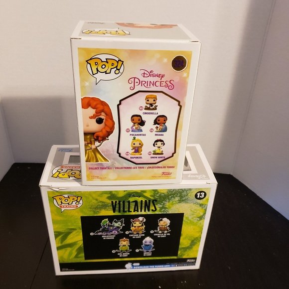 Disney Funkos Villains Train 13 Maleficient & 324 Merida with Exclusive Pin - Picture 5 of 9